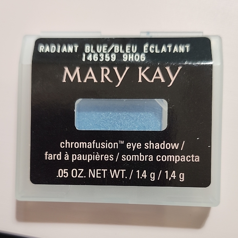 Mary Kay Radiant Blue Chromafusion Eyeshadow Shimmery Metallic Finish Makeup NEW